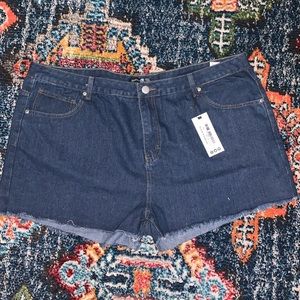 Denim jean booty short shorts 🙂